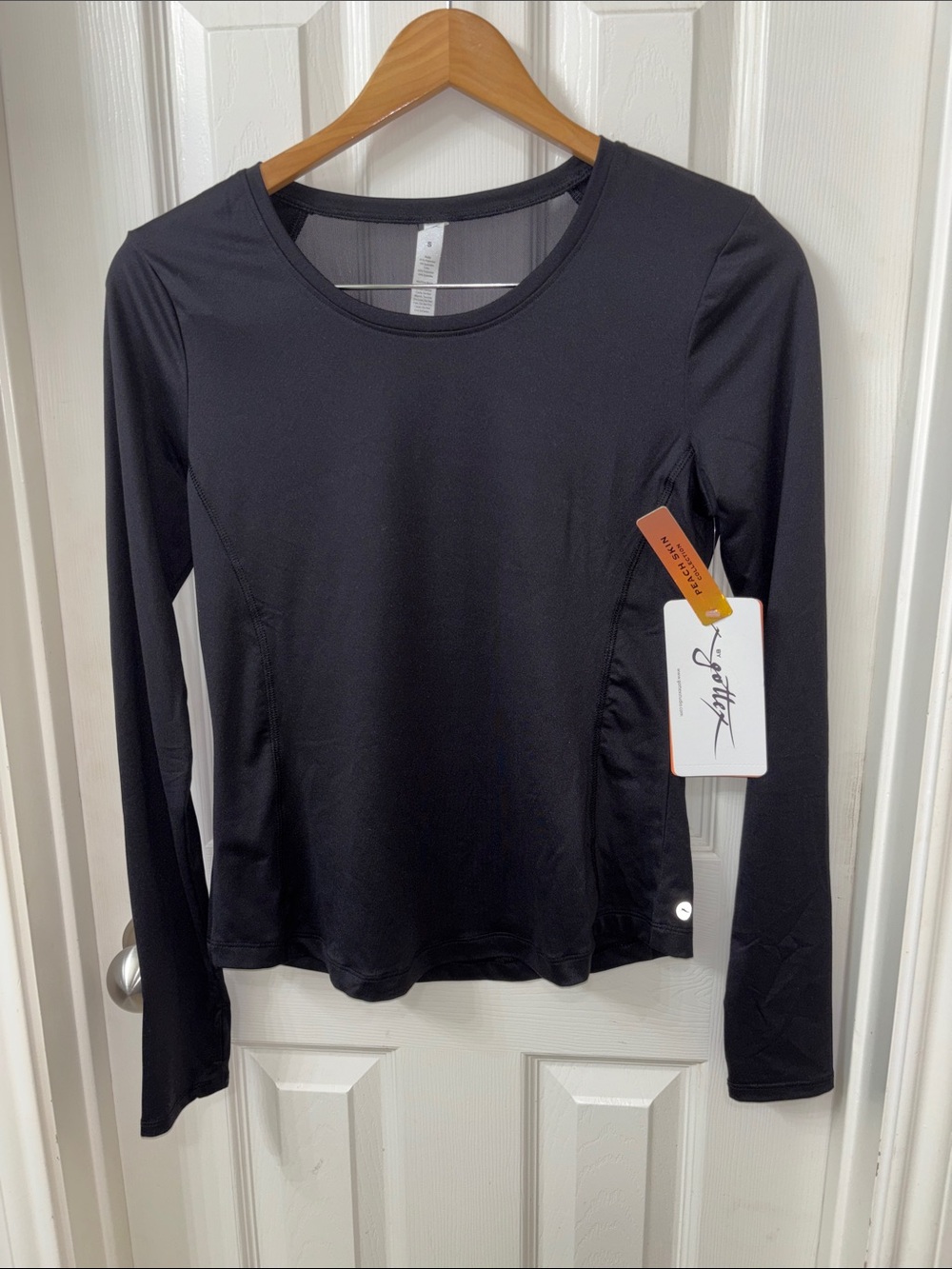 By GottexBlack Long-Sleeve Crew Performance Tee
